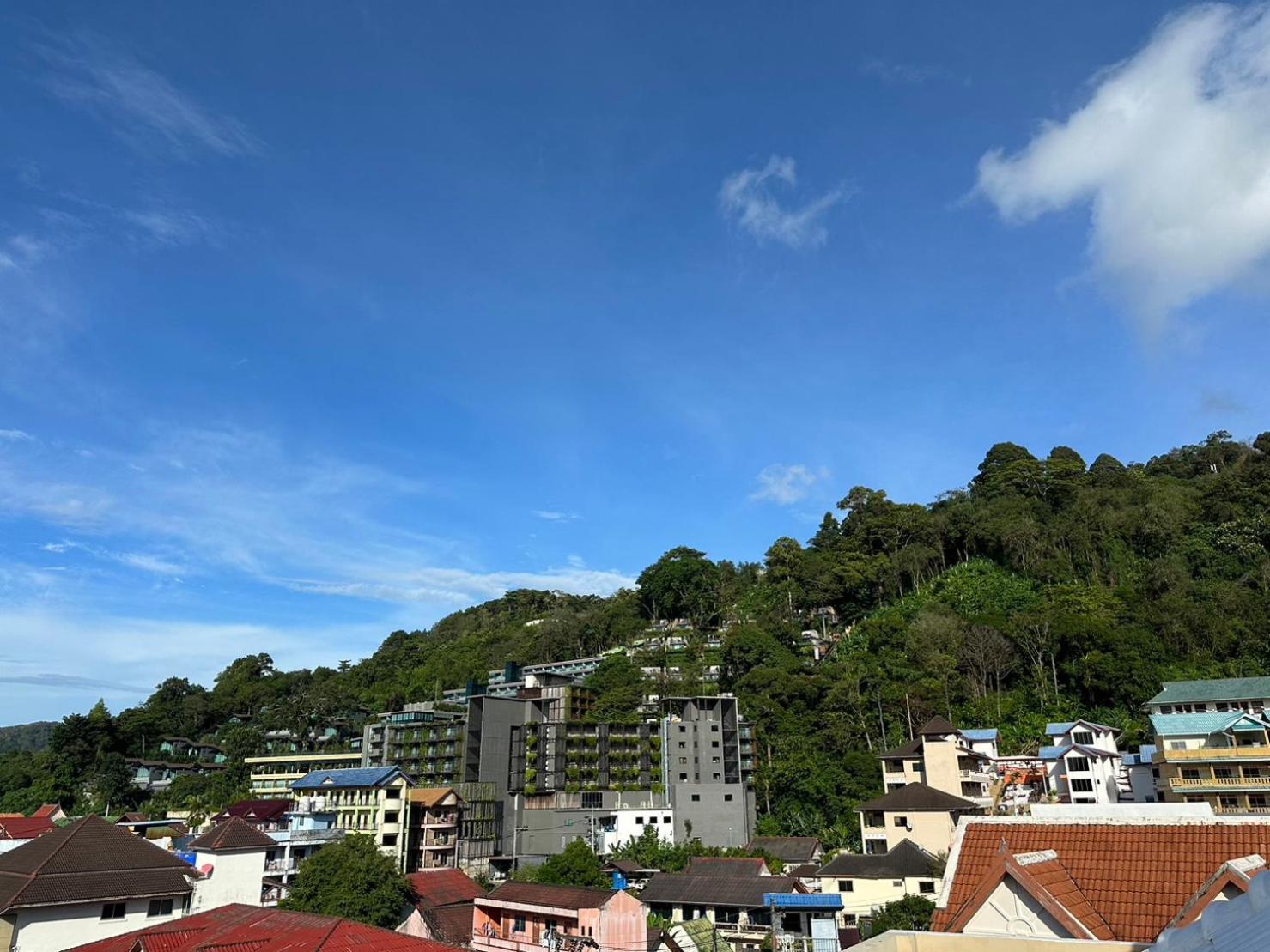 Hotel Baan Kingkeaw Thamdee Patong Esterno foto