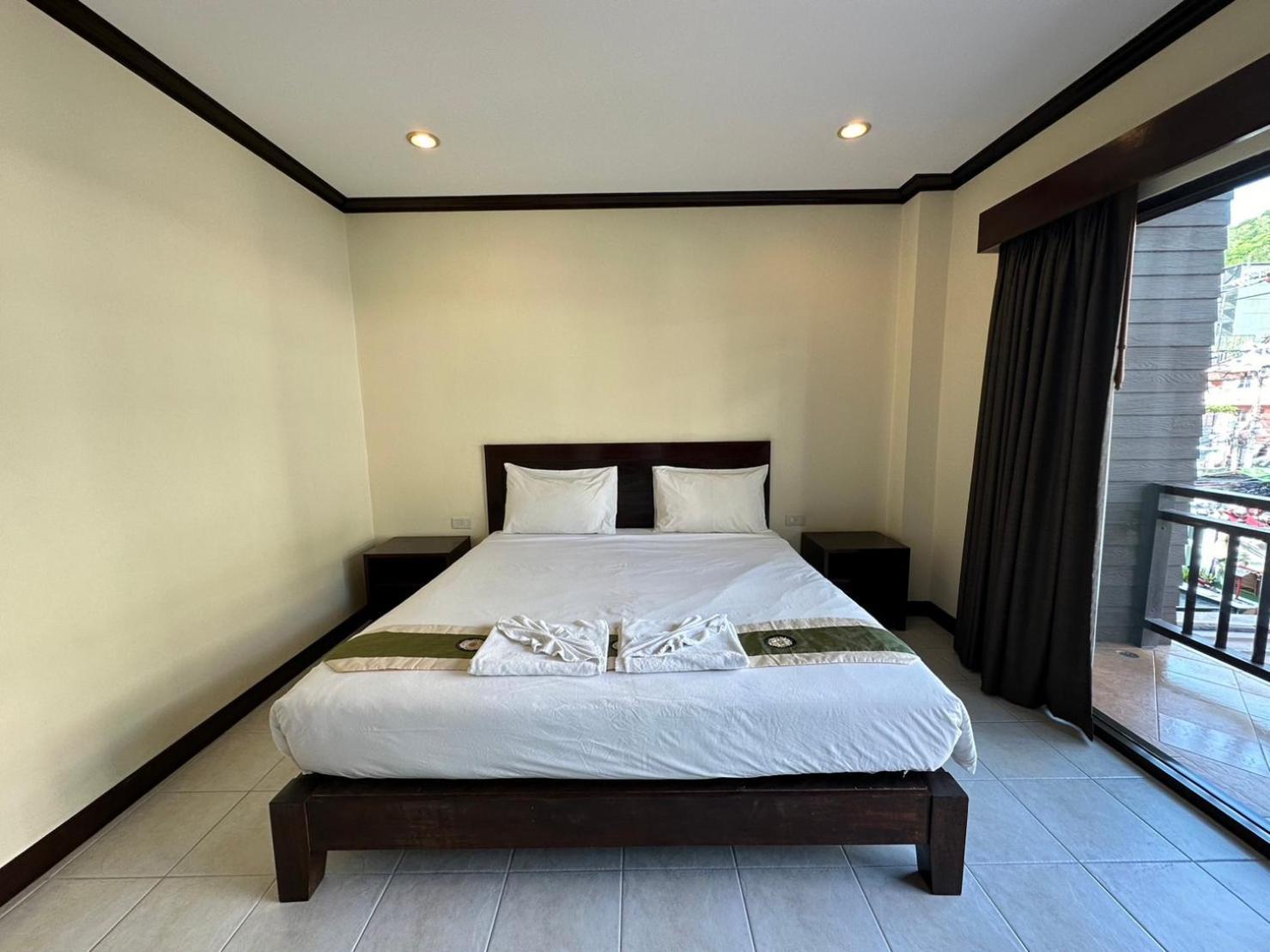Hotel Baan Kingkeaw Thamdee Patong Esterno foto